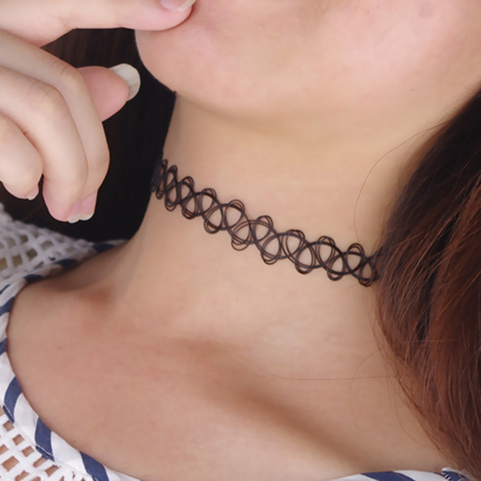 Udover kjole trend Tattoo Choker Necklace | Flairmod
